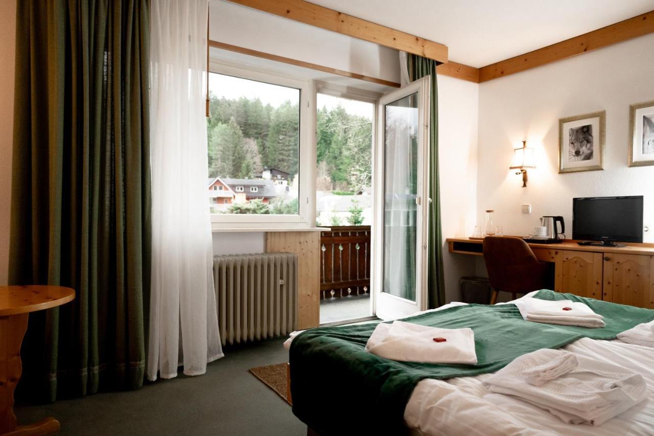 Hotel Zum See, Titisee Titisee-Neustadt Exterior foto